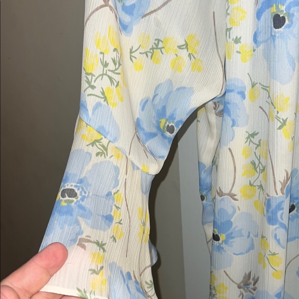Chaps Blue and White Flutter Sleeve Blouse - Picture 5 of 5